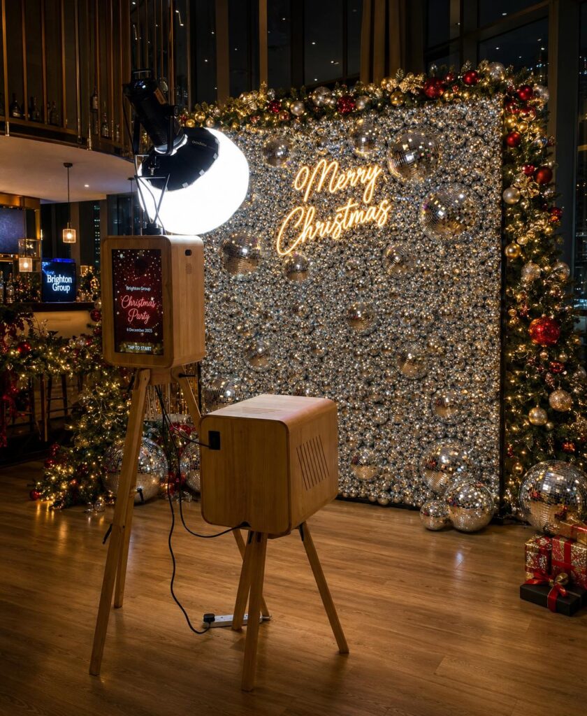 christmas vintage booth 2