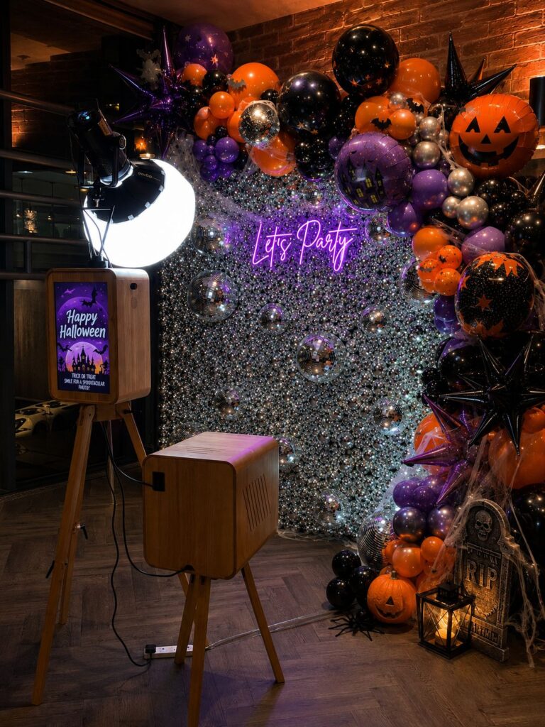 halloween vintage booth 0