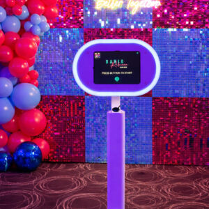 Digital Selfie Pod